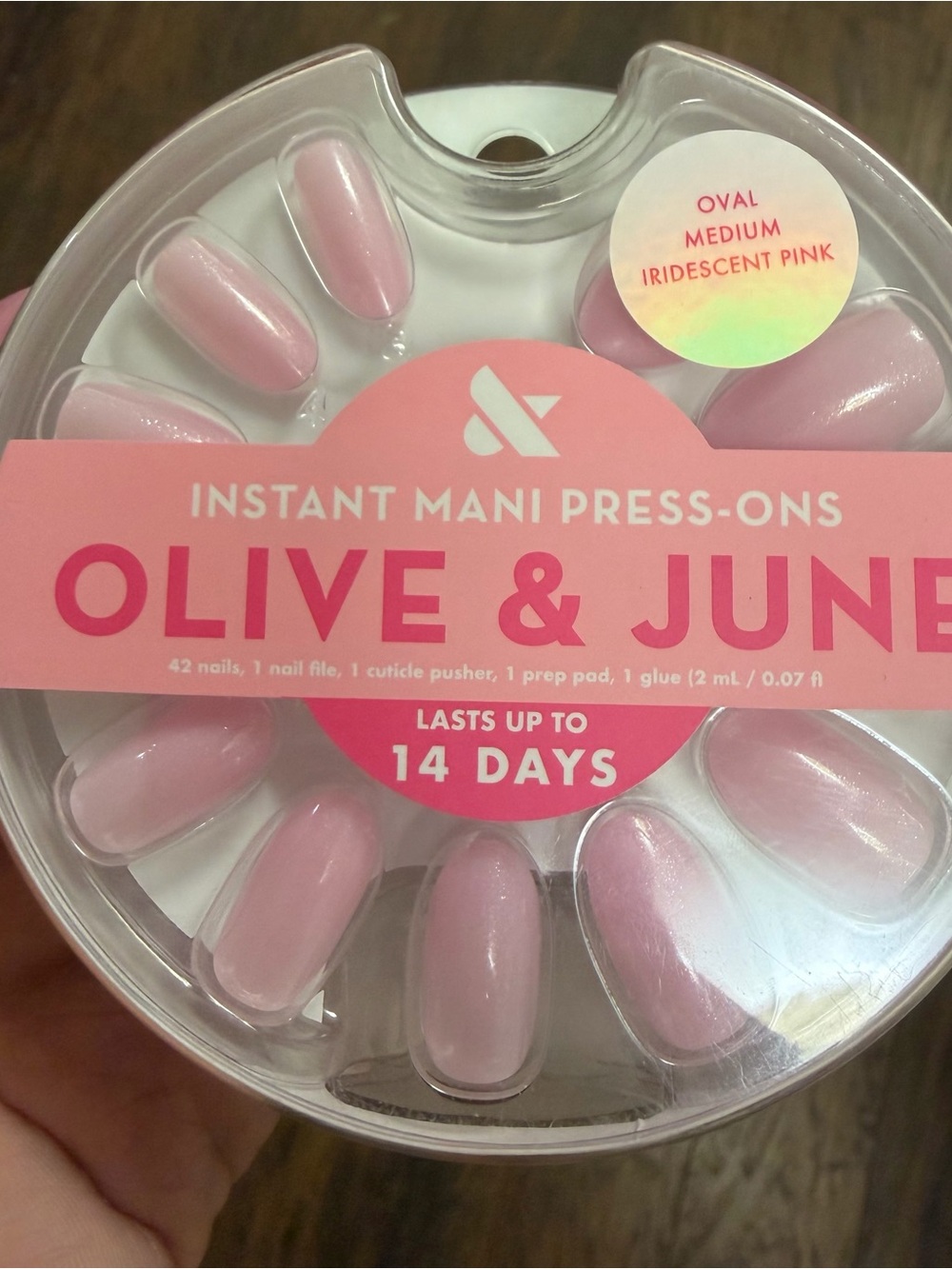 Olive & June Iridescent Pink Press-On Nails — Oval Medium